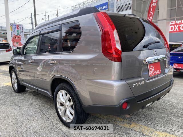 Nissan X-TRAIL 2013-02 8528399-10