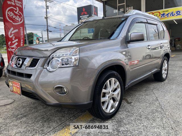 Nissan X-TRAIL 2013-02 8528399-13