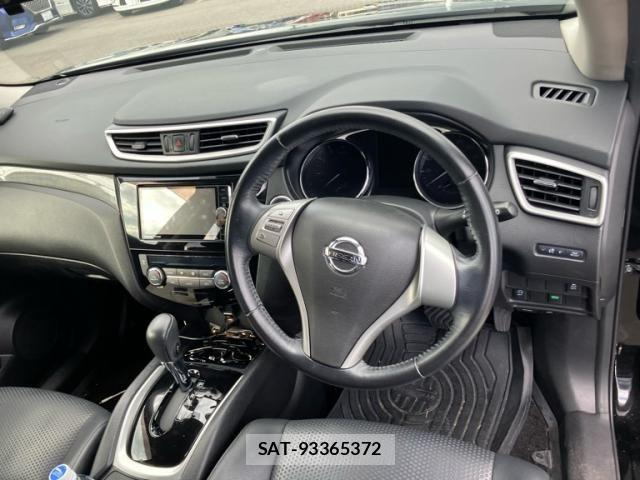 Nissan X-TRAIL 2015-06 8528400-3