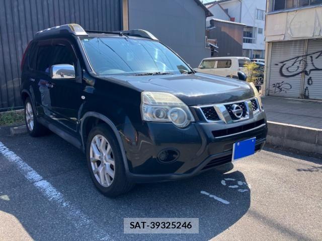 Nissan X-TRAIL 2011-10 8564199-0