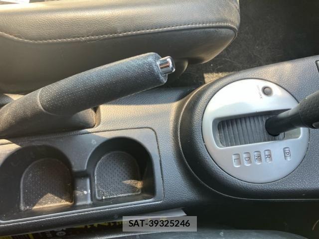 Nissan X-TRAIL 2011-10 8564199-18