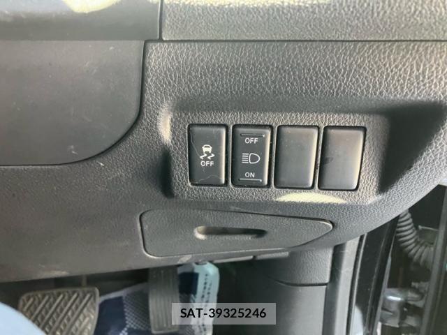 Nissan X-TRAIL 2011-10 8564199-20