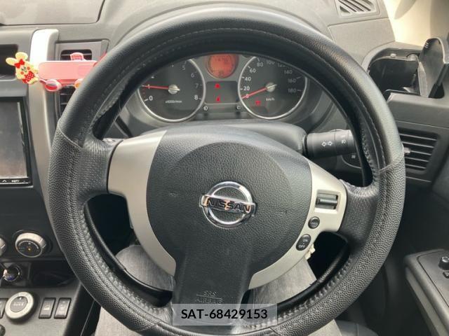 Nissan X-TRAIL 2010-01 8564202-15