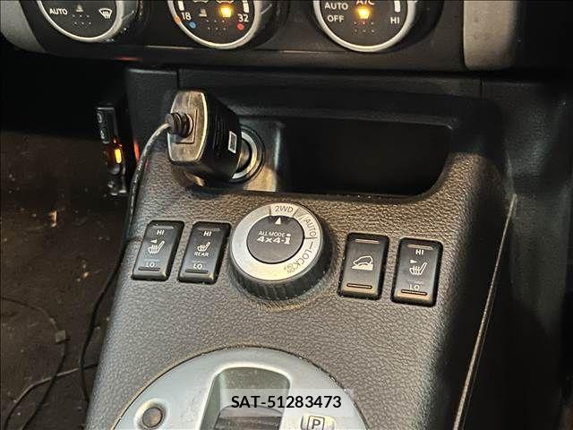 Nissan X-TRAIL 2009-07 8564198-23