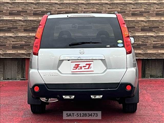 Nissan X-TRAIL 2009-07 8564198-27