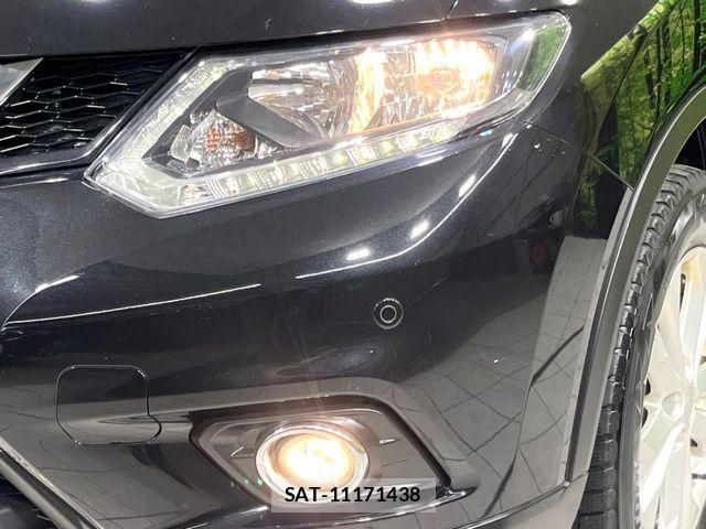 Nissan X-TRAIL 2015-09 8564195-12
