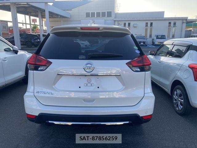 Nissan X-TRAIL 2017-12 8564194-3