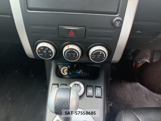 Nissan X-TRAIL 2011-07 8564200-17