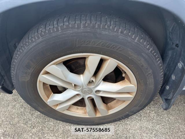 Nissan X-TRAIL 2011-07 8564200-3