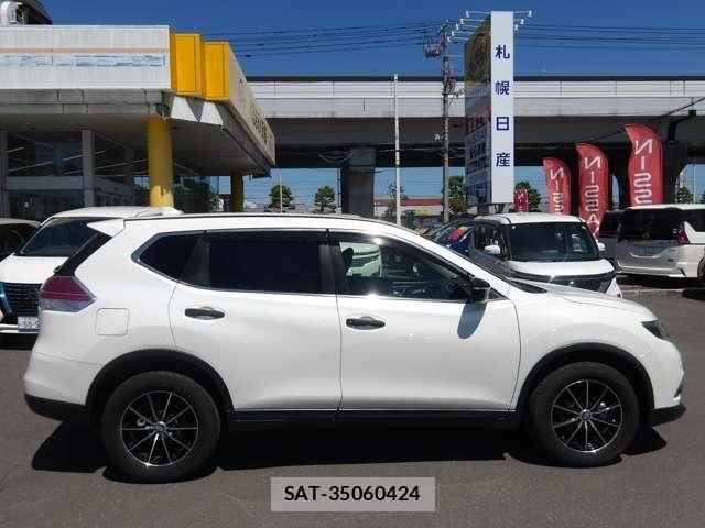 Nissan X-TRAIL 2017-03 8564193-5