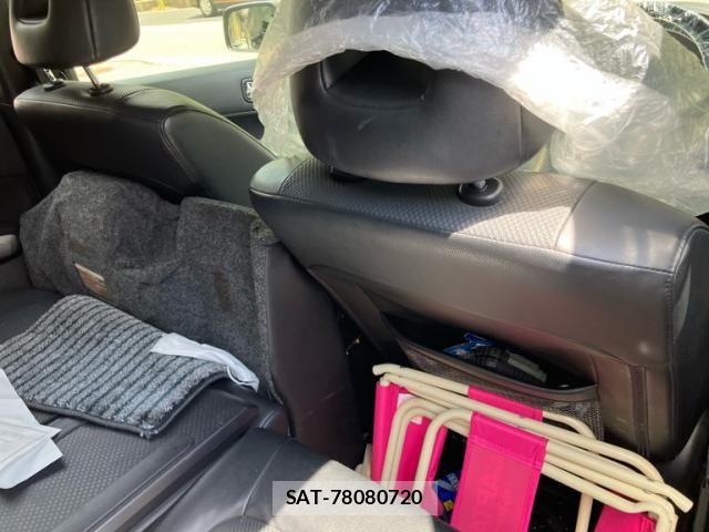 Nissan X-TRAIL 2012-04 8564196-13