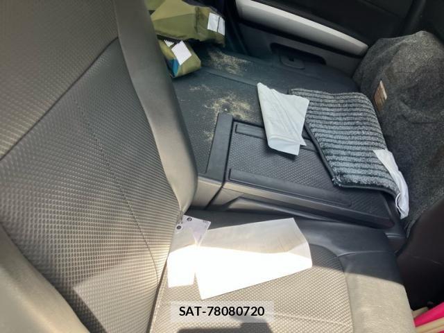 Nissan X-TRAIL 2012-04 8564196-14