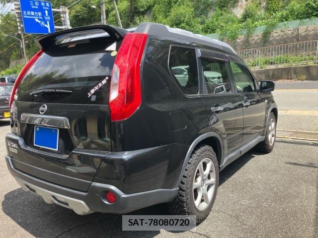 Nissan X-TRAIL 2012-04 8564196-3
