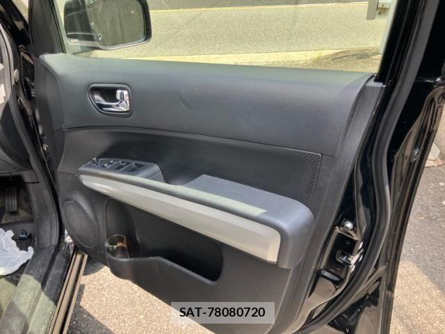 Nissan X-TRAIL 2012-04 8564196-8