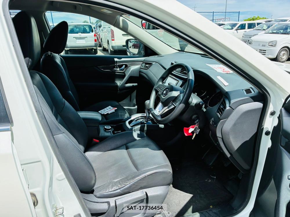 Nissan X-TRAIL 2019-06 8448989-11