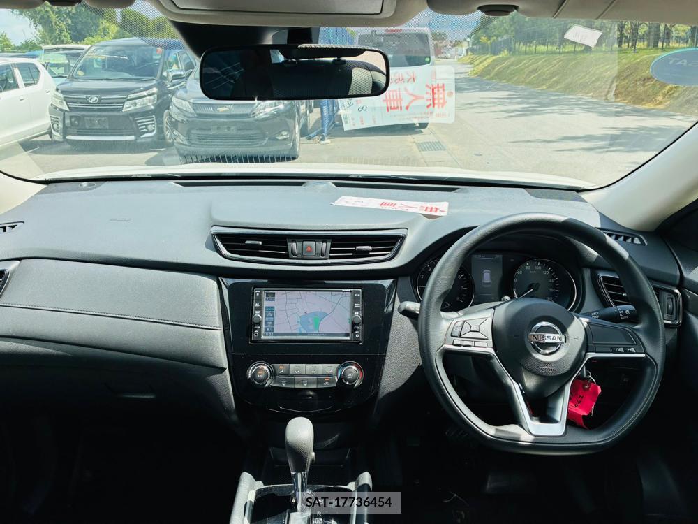 Nissan X-TRAIL 2019-06 8448989-12