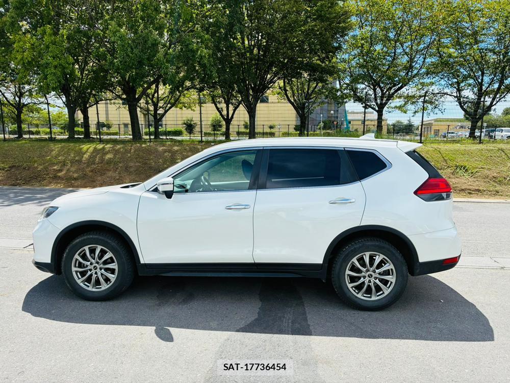 Nissan X-TRAIL 2019-06 8448989-1