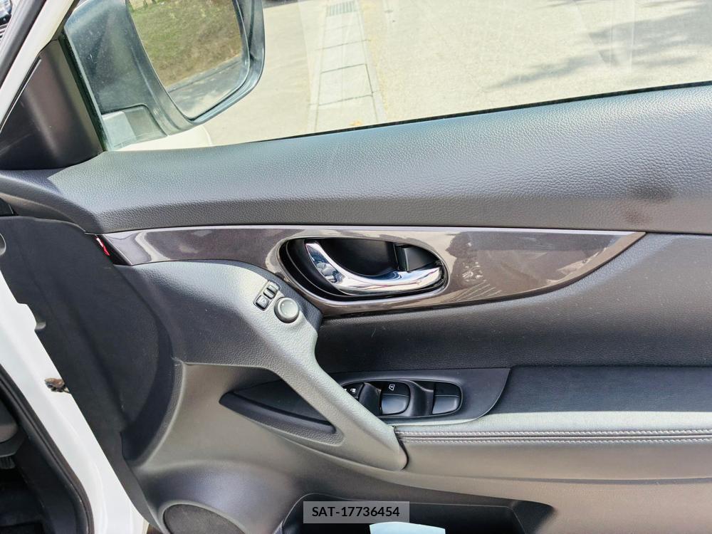Nissan X-TRAIL 2019-06 8448989-22
