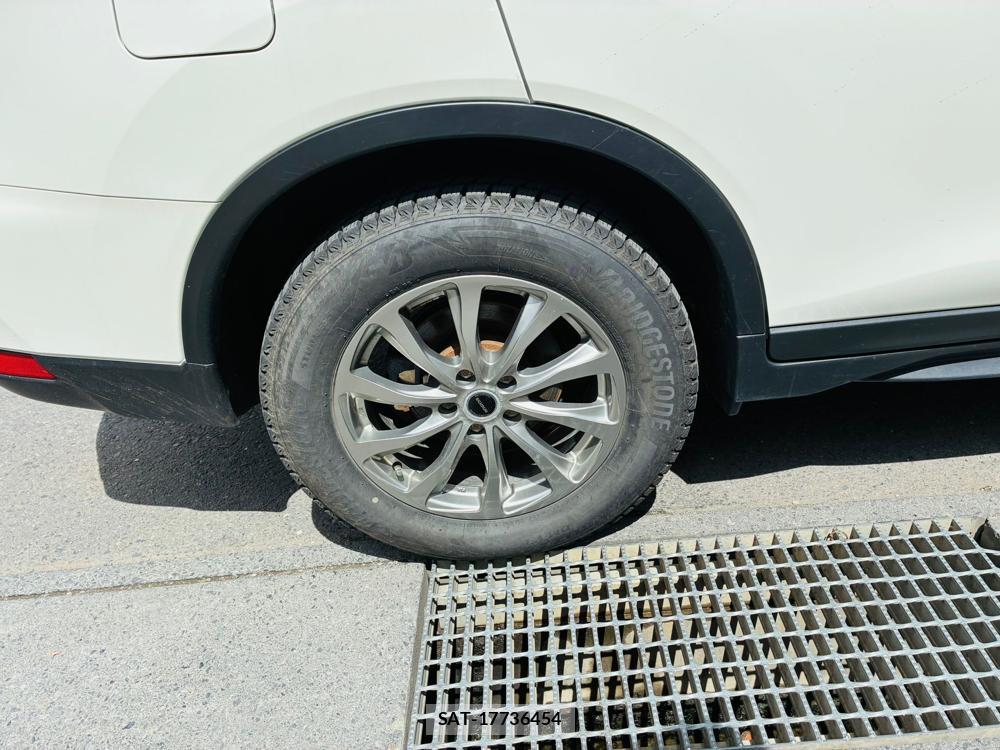 Nissan X-TRAIL 2019-06 8448989-29
