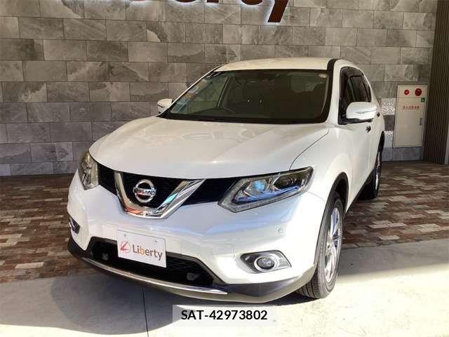 Nissan X-TRAIL 2017-05 8629941-12