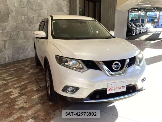 Nissan X-TRAIL 2017-05 8629941-14