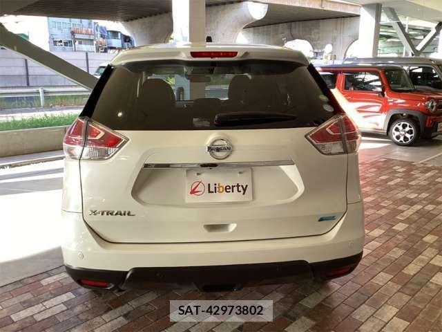 Nissan X-TRAIL 2017-05 8629941-18