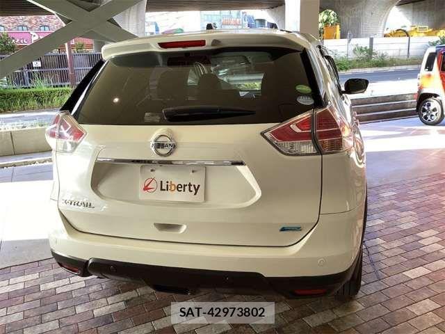 Nissan X-TRAIL 2017-05 8629941-19