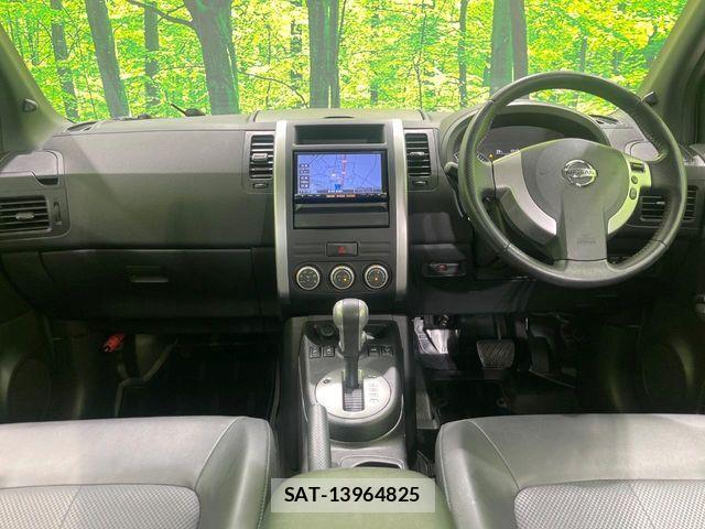 Nissan X-TRAIL 2013-09 8629943-1