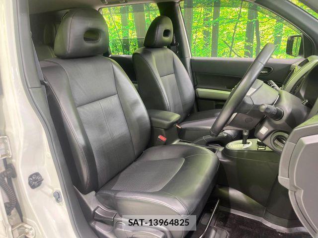 Nissan X-TRAIL 2013-09 8629943-7