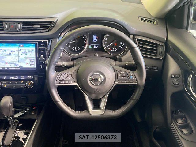 Nissan X-TRAIL 2018-08 8629936-15