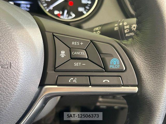 Nissan X-TRAIL 2018-08 8629936-4
