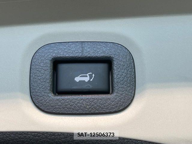 Nissan X-TRAIL 2018-08 8629936-5