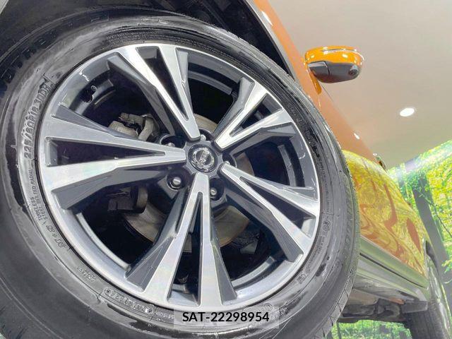 Nissan X-TRAIL 2017-09 8629944-12