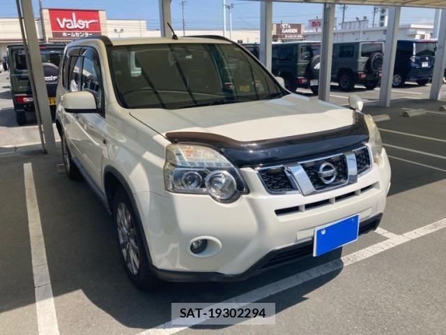 Nissan X-TRAIL 2013-10 8629950-0