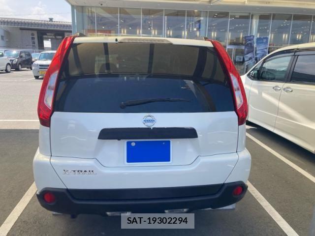 Nissan X-TRAIL 2013-10 8629950-4
