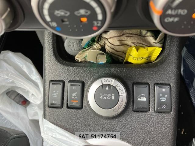 Nissan X-TRAIL 2012-05 8629956-18