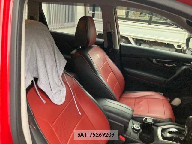 Nissan X-TRAIL 2019-06 8629947-11