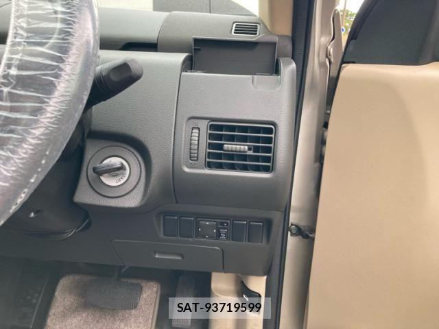 Nissan X-TRAIL 2004-11 8629954-20