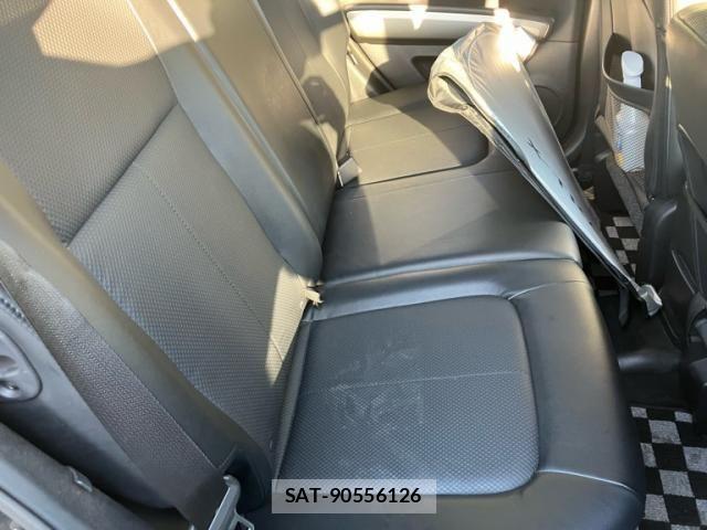 Nissan X-TRAIL 2013-09 8629957-10