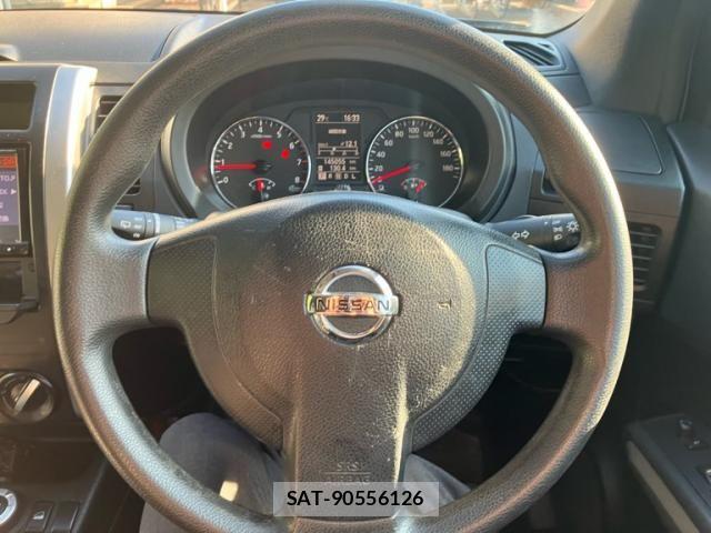 Nissan X-TRAIL 2013-09 8629957-13