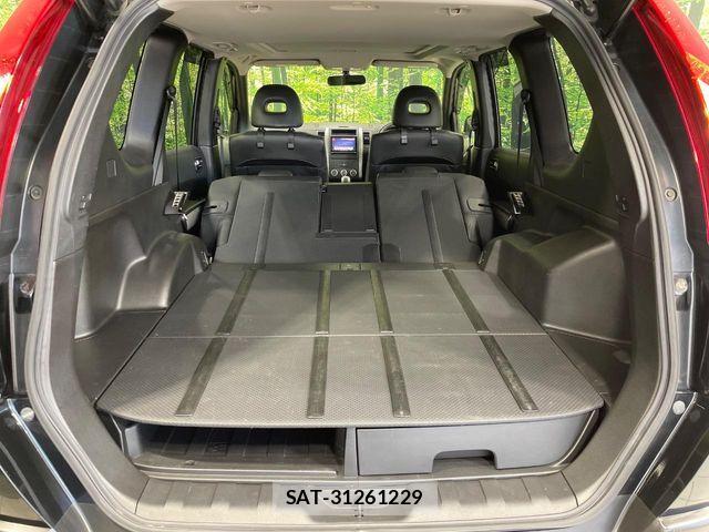 Nissan X-TRAIL 2013-11 8629942-9