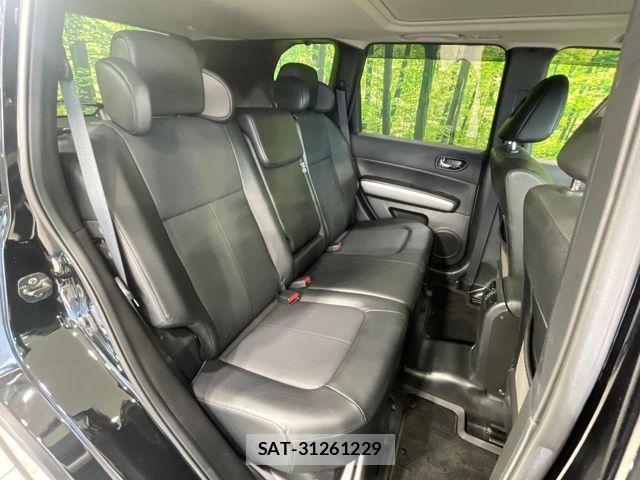 Nissan X-TRAIL 2013-11 8629942-8