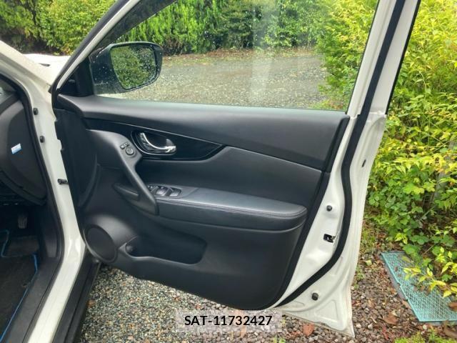 Nissan X-TRAIL 2018-07 8662567-4