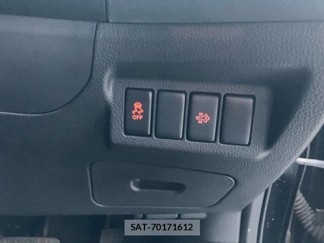 Nissan X-TRAIL 2010-08 8667207-13