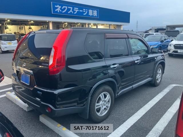 Nissan X-TRAIL 2010-08 8667207-3