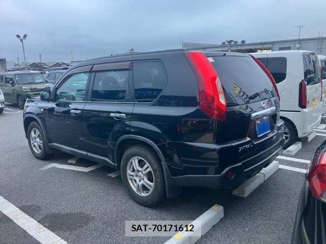 Nissan X-TRAIL 2010-08 8667207-4