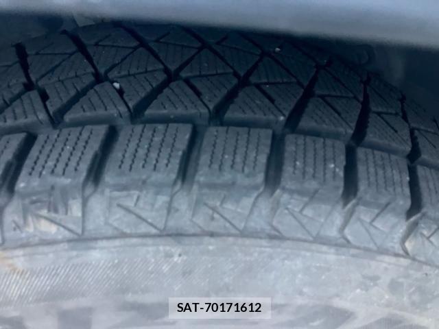 Nissan X-TRAIL 2010-08 8667207-8