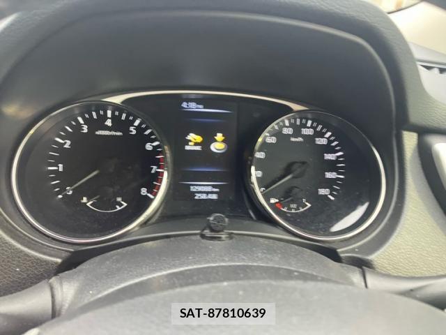 Nissan X-TRAIL 2014-04 8662587-11