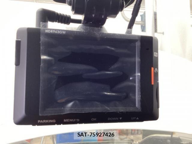 Nissan X-TRAIL 2012-01 8662579-24