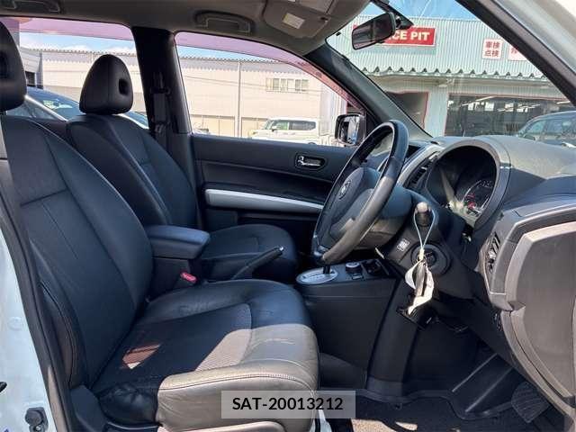 Nissan X-TRAIL 2011-07 8662576-11